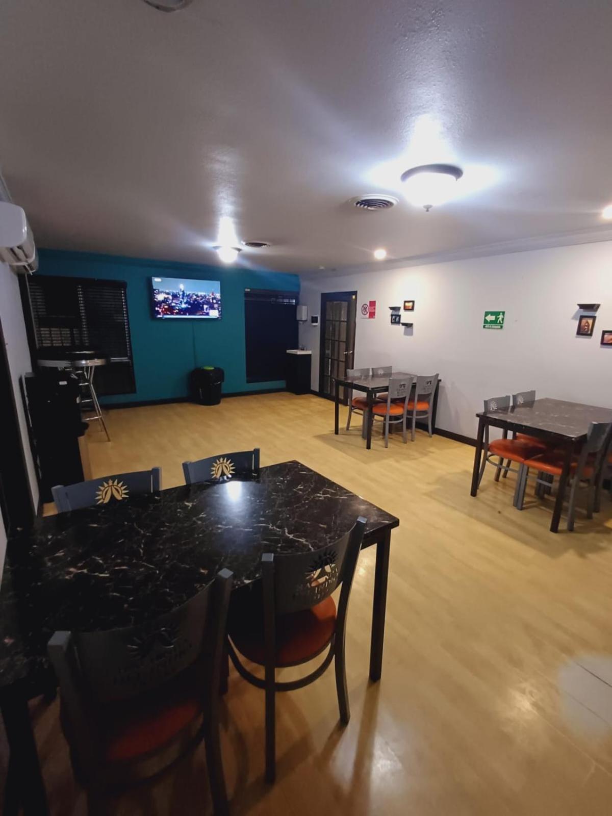 Hotel Hacienda Del Indio Mexicali Zewnętrze zdjęcie