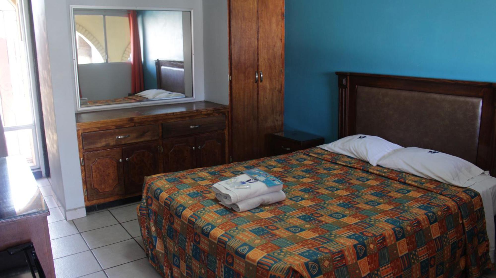 Hotel Hacienda Del Indio Mexicali Zewnętrze zdjęcie