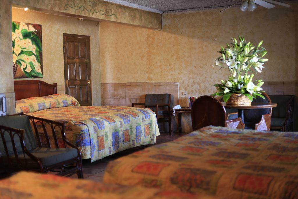 Hotel Hacienda Del Indio Mexicali Zewnętrze zdjęcie