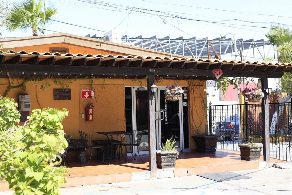 Hotel Hacienda Del Indio Mexicali Zewnętrze zdjęcie