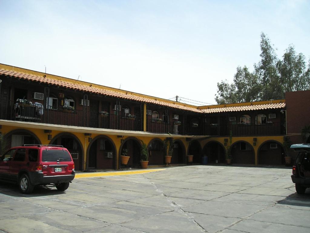 Hotel Hacienda Del Indio Mexicali Zewnętrze zdjęcie